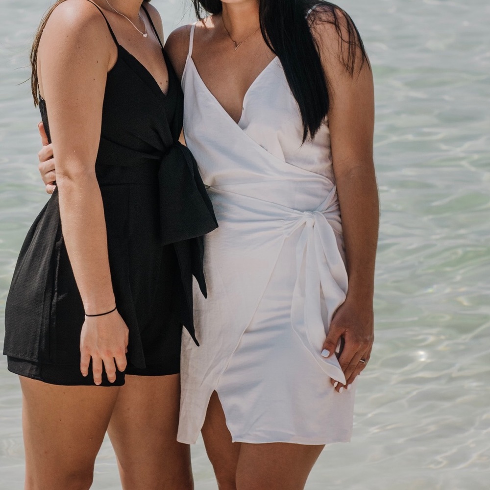 White Fitted Dress 🤍🤍